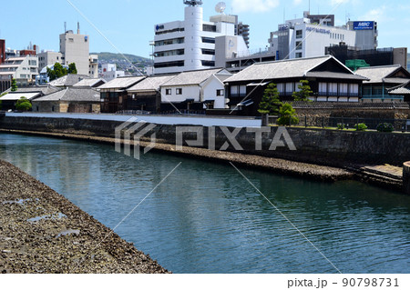 長崎の人気観光スポット「出島」界隈の景観 長崎の人気観光スポット「出島」界隈の景観 90798731