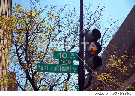 Green 10 Street North West historic sign in downtown Washington D.C., Where Lincoln's Legacy Lives Green 10 Street North West historic sign in downtown Washington D.C., Where Lincoln's Legacy Lives 90798860