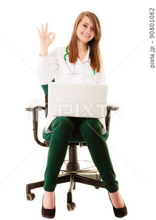 Medical. Woman doctor working on computer laptop 90801062