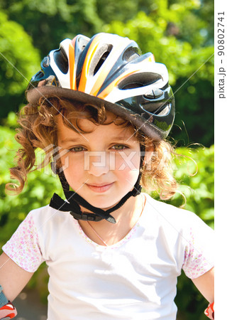 little girl little girl 90802741