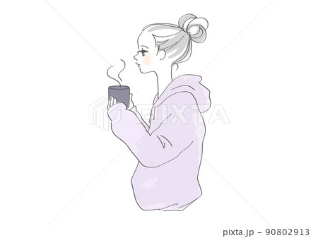 ホットドリンクを飲むパーカーの横顔女の子 ホットドリンクを飲むパーカーの横顔女の子 90802913