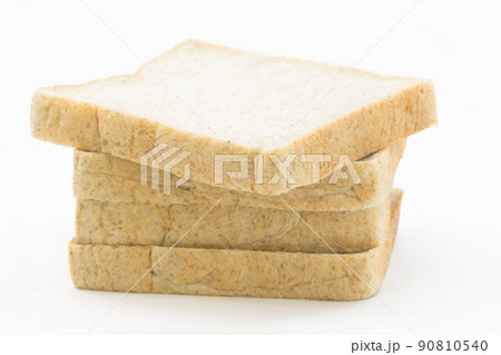 全粒粉入りの食パン 白バック 全粒粉入りの食パン 白バック 90810540