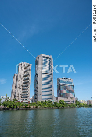 大川沿いに建つ超高層ビルOPAタワー 大川沿いに建つ超高層ビルOPAタワー 90811234