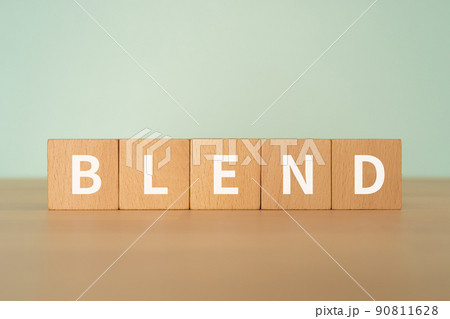 「BLEND」と書かれたブロック 「BLEND」と書かれたブロック 90811628