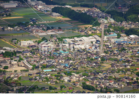 長野県宮田村 宮田高原キャンプからのパノラマ 駒ケ根市 長野県宮田村 宮田高原キャンプからのパノラマ 駒ケ根市 90814160