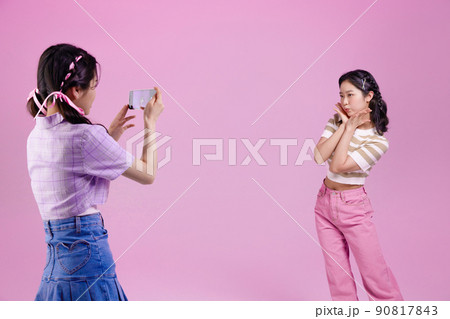 mz generation, asian girl students who shoot short forms photos images mz generation, asian girl students who shoot short forms photos images 90817843