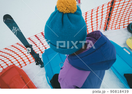 Skiing Skiing 90818439