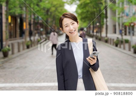 オフィスカジュアル 女性 オフィスカジュアル 女性 90818800