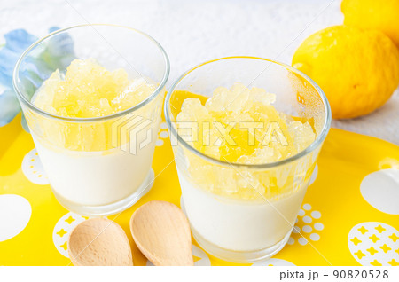 手作りフルーツヨーグルトゼリー 90820528