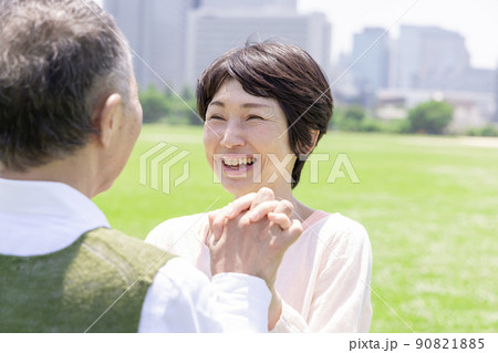 オシドリ夫婦イメージ 90821885