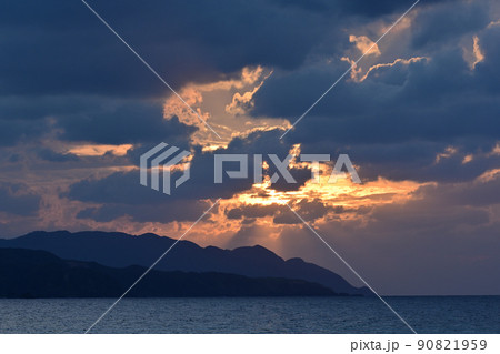 大浜海浜公園の夕景 90821959