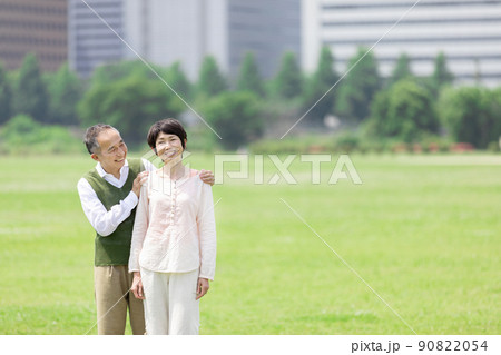 オシドリ夫婦イメージ 90822054