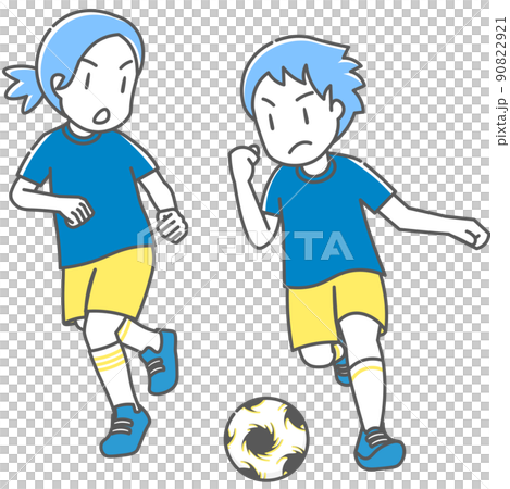 ユニフォーム姿でサッカーをする子どもたち 90822921