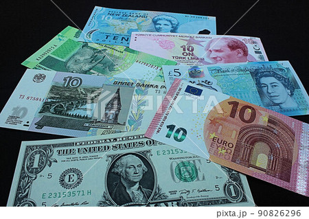 【外国通貨・ドル・ユーロ・ポンド・為替・株式投資などに関する記事のサムネイルに】外国主要通貨 【外国通貨・ドル・ユーロ・ポンド・為替・株式投資などに関する記事のサムネイルに】外国主要通貨 90826296