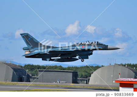 F-2戦闘機 機動飛行 離陸 90833669