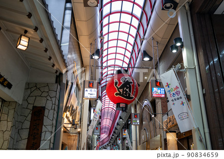 大阪　千日前道具屋筋商店街 90834659