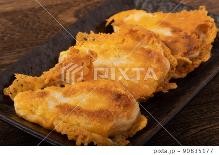 笹かまぼこのパリパリチーズ焼き 90835177