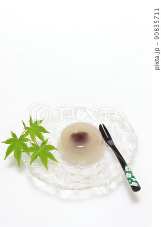葛饅頭（縦構図） 90835711