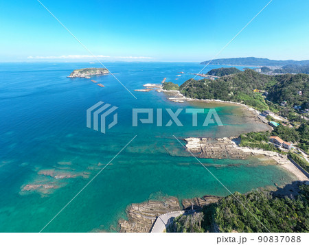 空撮「千葉県」浦賀水道・浮島（鋸南町） 90837088