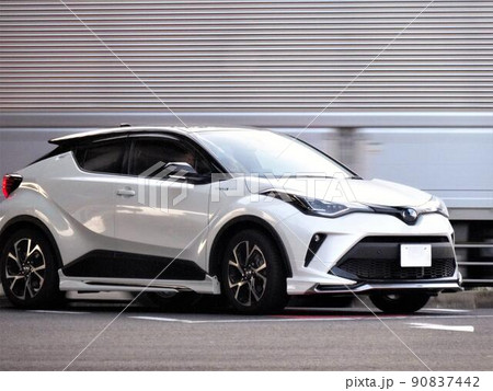 トヨタ・C-HR 90837442