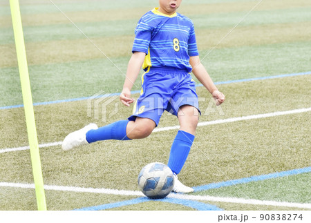 サッカー フットボール スポーツ サッカー場 試合 コーナーキック イメージ素材 サッカー フットボール スポーツ サッカー場 試合 コーナーキック イメージ素材 90838274