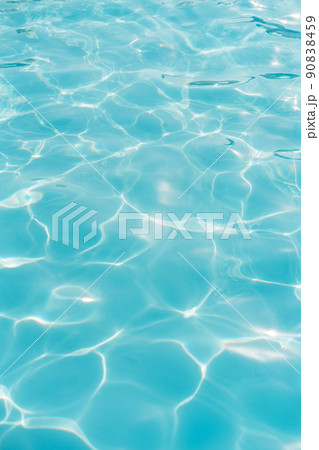 Caustics on the surface of the sea. 90838459