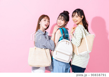 若い女性 若い女性 90838791