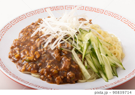 ジャージャー麺 90839714