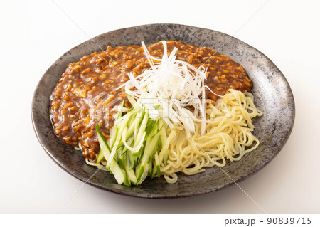 ジャージャー麺 90839715
