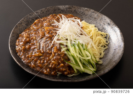 ジャージャー麺 90839726