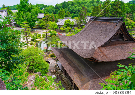 新緑の虎渓山永保寺〈岐阜県多治見市〉 90839894