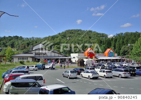 岩手の道の駅　晴れた日の道の駅紫波　空バック 90840245