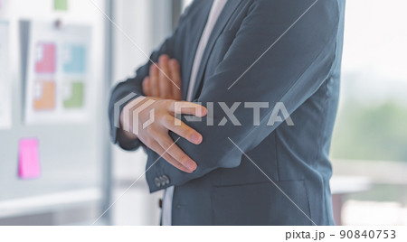 会議室 ビジネスシーン 会議室 ビジネスシーン 90840753