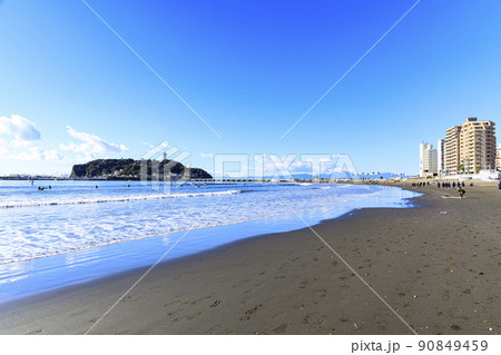 神奈川県藤沢市・鎌倉市の湘南の冬 90849459