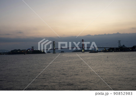 季節 建築 風景 90852983