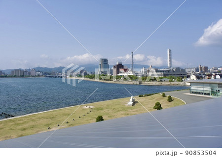 SDGs 中海宍道湖ジオパーク指定の美しい宍道湖岸(県立美術館から見る) SDGs 中海宍道湖ジオパーク指定の美しい宍道湖岸(県立美術館から見る) 90853504