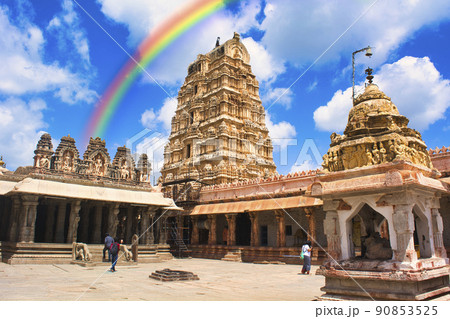 デカンの至宝・ハンピ古代遺跡群 90853525