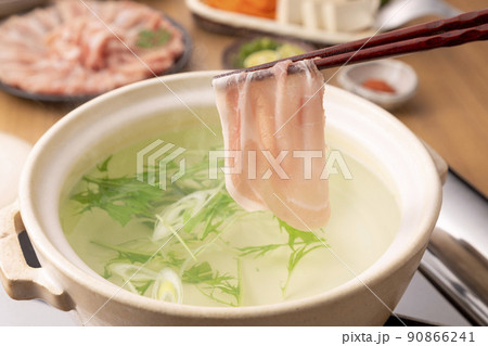 豚肉のしゃぶしゃぶ 90866241