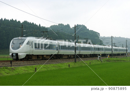 北陸本線　牛ノ谷ー大聖寺　JR西日本　683系　S01+S25編成（金沢）　しらさぎ 90875895