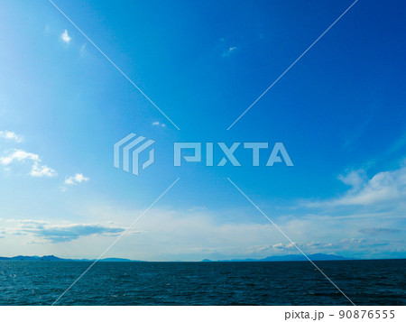 青空の向こうの水平線 青空の向こうの水平線 90876555