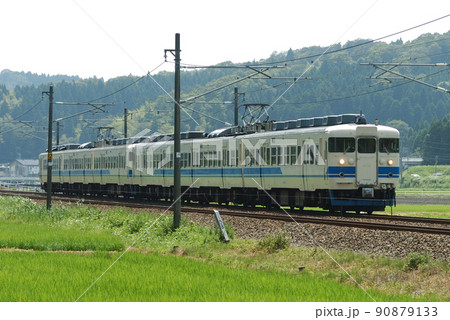 北陸本線 牛ノ谷ー大聖寺 JR西日本 413系 B02+B11編成(金沢) 北陸本線 牛ノ谷ー大聖寺 JR西日本 413系 B02+B11編成(金沢) 90879133