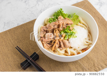 冷し肉うどん 冷し肉うどん 90882550