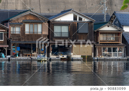 京都　伊根の舟屋 90883099