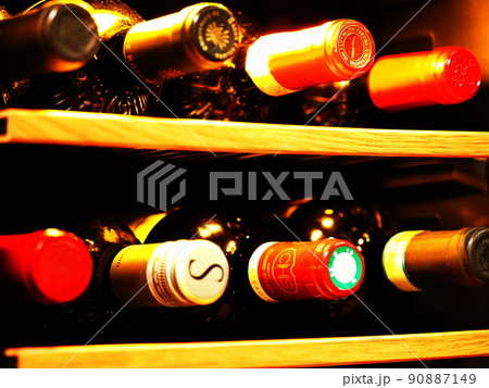 ワインセラー　赤ワイン 90887149