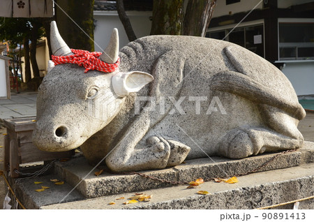 御影石でできた「神牛」（菅原神社／大阪府堺市堺区戎之町東2-1-38） 90891413