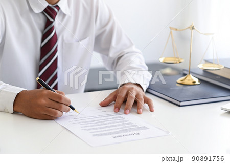 Sign contracts, legal advisors, memorandums, business contracts, lawyers. 90891756