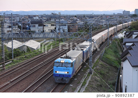 早朝の東海道本線　名神クロスを行く　スーパーレールカード　高速貨物電車 90892387