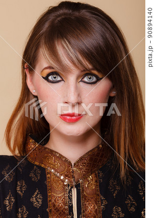 Portrait orient girl with makeup Portrait orient girl with makeup 90894140