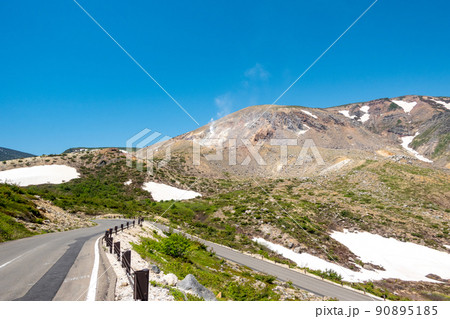 浄土平 火山荒原の幻想的な風景 人気絶景ロード 浄土平 火山荒原の幻想的な風景 人気絶景ロード 90895185