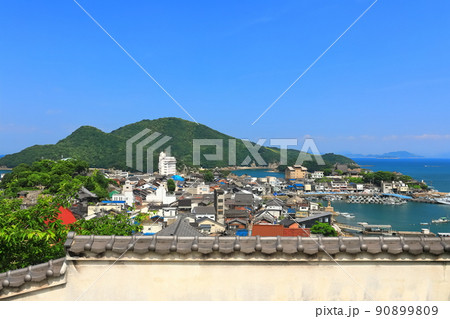 【広島県】晴天の鞆の浦の眺め 【広島県】晴天の鞆の浦の眺め 90899809